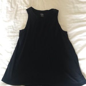 Black Old Navy tank top